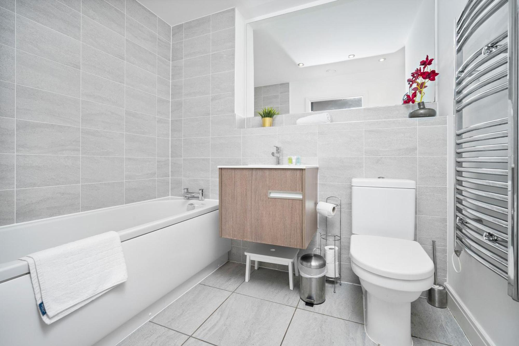New Luxe Apartment - Secure Parking - Birmingham City Centre - Netflix - Wifi - Top Rated - 54M 外观 照片